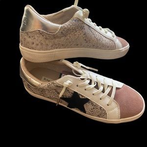 VINTAGE HAVANA Womens Livid Sneaker Snake Multi Worn Twice!